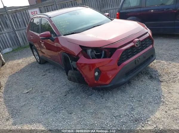 2T3W1RFVXMW184878 2021 TOYOTA RAV 4 - Image 1
