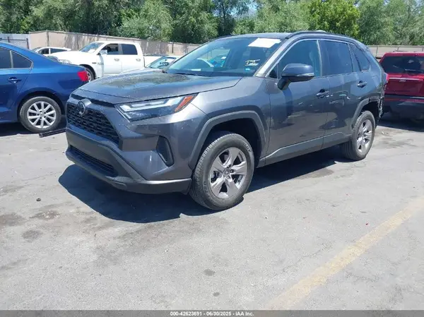 2T3W1RFVXNC211080 2022 TOYOTA RAV 4 - Image 2