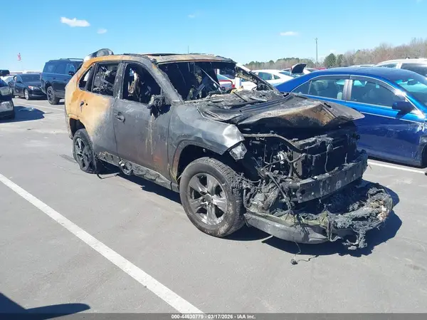 2T3W1RFVXNW189368 2022 TOYOTA RAV 4 - Image 1