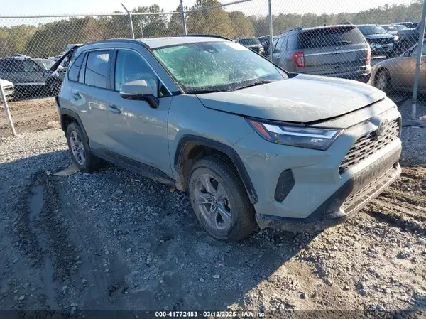 2T3W1RFVXNW209697 2022 TOYOTA RAV 4 - Image 1