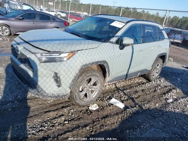 2T3W1RFVXNW209697 2022 TOYOTA RAV 4 - Image 2