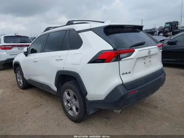 2T3W1RFVXPC216590 2023 TOYOTA RAV 4 - Image 1