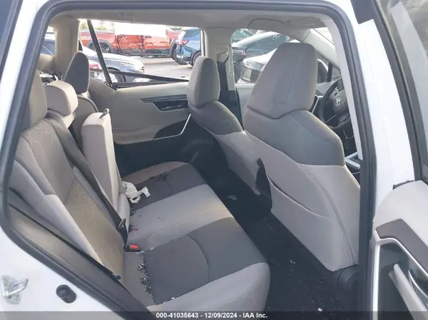 2T3W1RFVXPW250799 2023 TOYOTA RAV 4 - Image 8