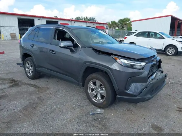 2T3W1RFVXPW282460 2023 TOYOTA RAV 4 - Image 1