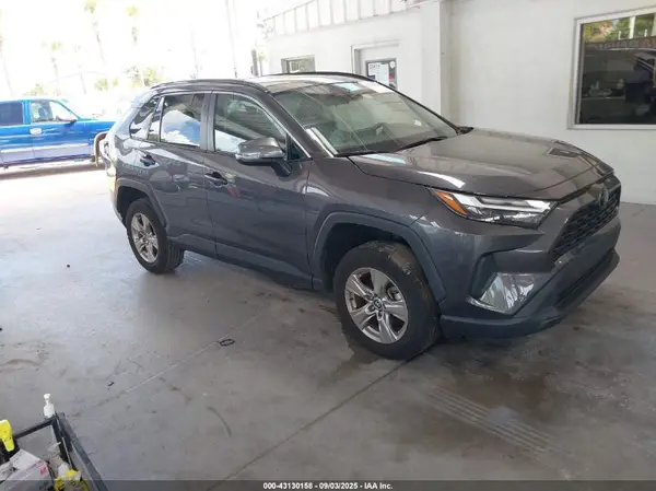 2T3W1RFVXPW288940 2023 TOYOTA RAV 4 - Image 1