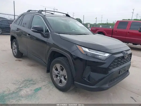 2T3W1RFVXRC252363 2024 TOYOTA RAV 4 - Image 1