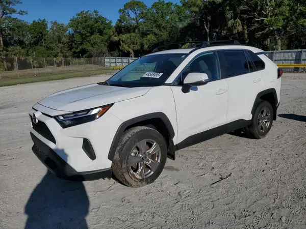 2T3W1RFVXRC267624 2024 TOYOTA RAV 4 - Image 1