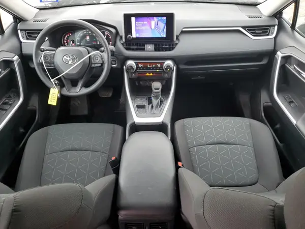 2T3W1RFVXRC275030 2024 TOYOTA RAV 4 - Image 8