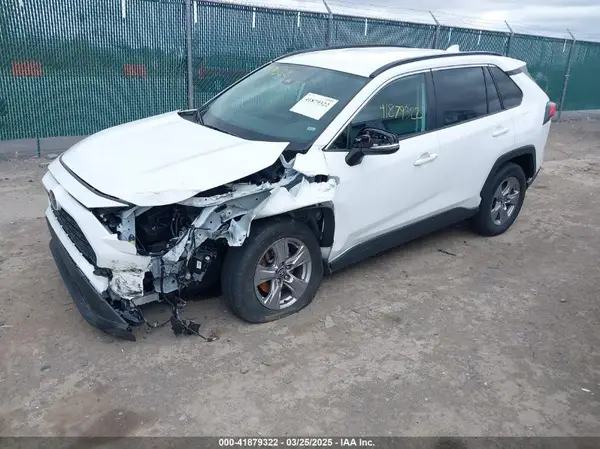 2T3W1RFVXRC286299 2024 TOYOTA RAV 4 - Image 2