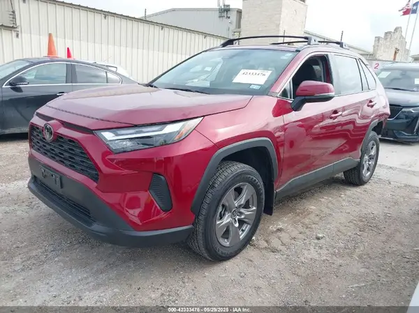 2T3W1RFVXRW308980 2024 TOYOTA RAV 4 - Image 2