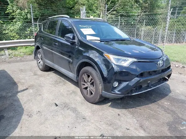 2T3WFREV0GW289288 2016 TOYOTA RAV 4 - Image 1