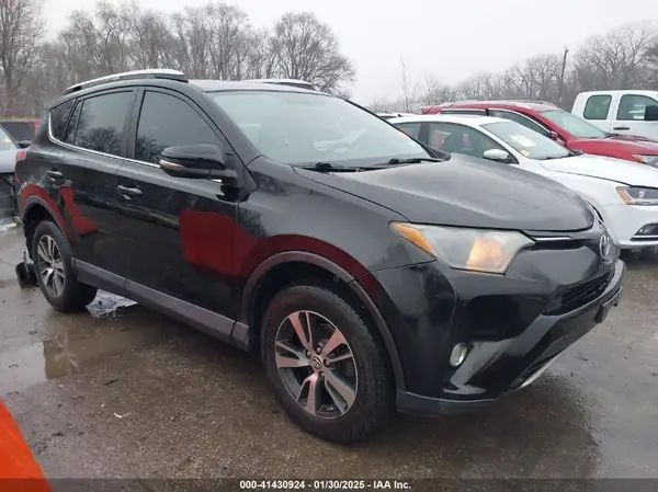 2T3WFREV0GW303108 2016 TOYOTA RAV 4 - Image 1