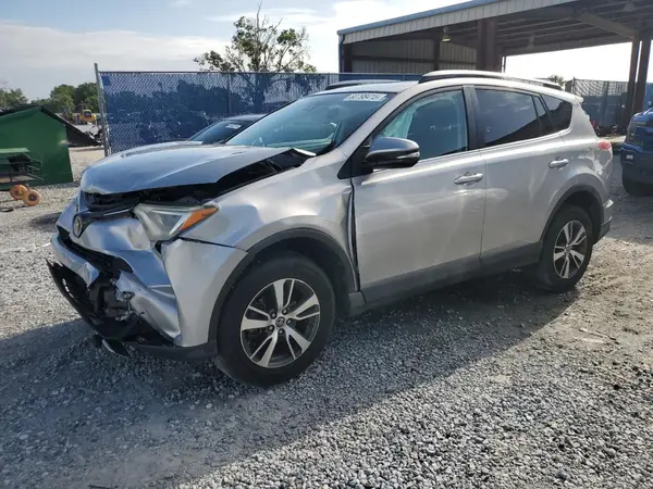 2T3WFREV0HW372446 2017 TOYOTA RAV 4 - Image 1