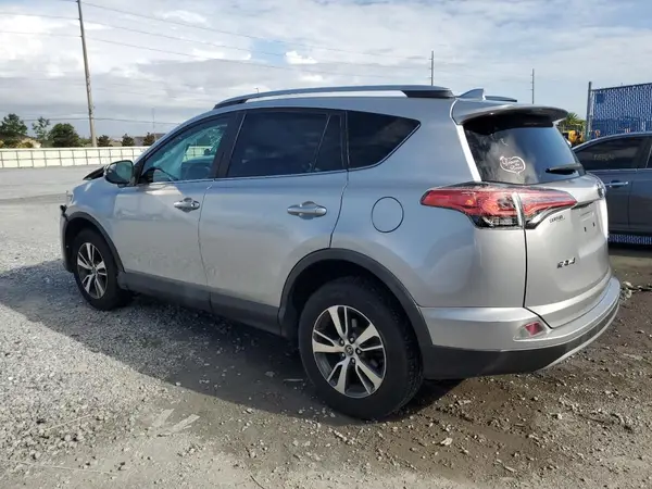 2T3WFREV0HW372446 2017 TOYOTA RAV 4 - Image 2