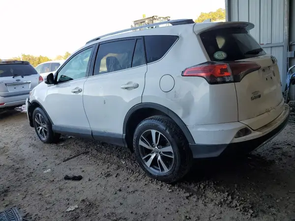 2T3WFREV0HW385830 2017 TOYOTA RAV 4 - Image 2