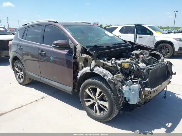 2T3WFREV0HW387657 2017 TOYOTA RAV 4 - Image 1