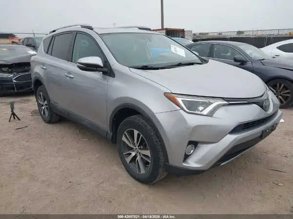 2T3WFREV0JW409842 2018 TOYOTA RAV 4 - Image 1