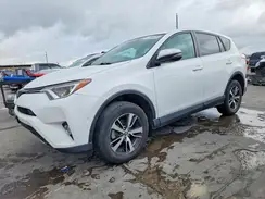 2T3WFREV0JW411610 2018 TOYOTA RAV 4