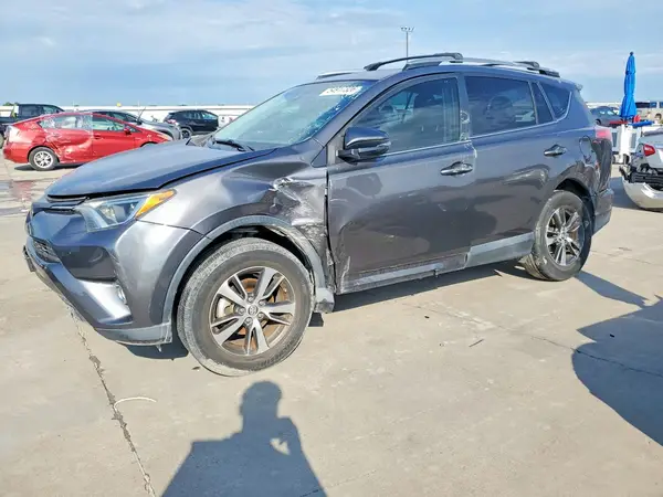2T3WFREV0JW418492 2018 TOYOTA RAV 4 - Image 1