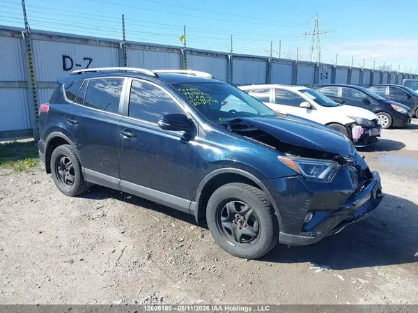 2T3WFREV0JW426978 2018 TOYOTA RAV 4 - Image 1
