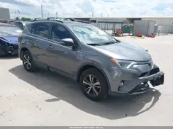 2T3WFREV0JW432246 2018 TOYOTA RAV 4