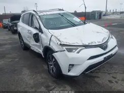 2T3WFREV0JW452030 2018 TOYOTA RAV 4