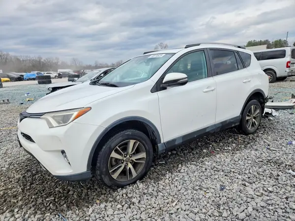 2T3WFREV0JW453825 2018 TOYOTA RAV 4 - Image 1
