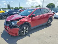 2T3WFREV0JW465621 2018 TOYOTA RAV 4