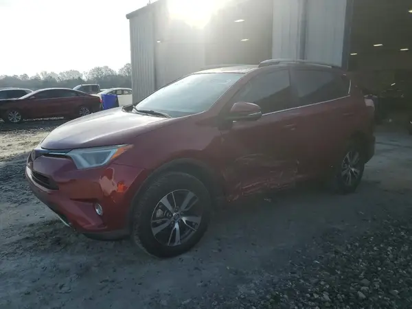 2T3WFREV0JW468535 2018 TOYOTA RAV 4 - Image 1