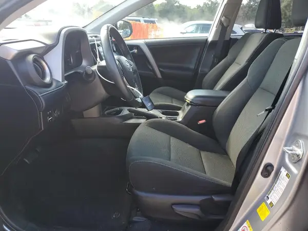 2018 TOYOTA RAV 4 auction photo 7