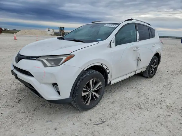 2T3WFREV0JW479194 2018 TOYOTA RAV 4 - Image 1