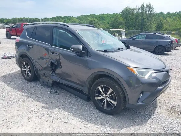 2T3WFREV0JW481477 2018 TOYOTA RAV 4 - Image 1