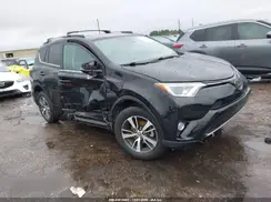 2T3WFREV0JW517863 2018 TOYOTA RAV 4