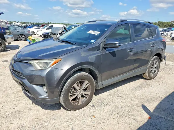 2T3WFREV0JW521637 2018 TOYOTA RAV 4 - Image 1