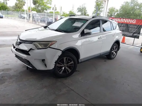 2T3WFREV1GW264366 2016 TOYOTA RAV 4 - Image 2