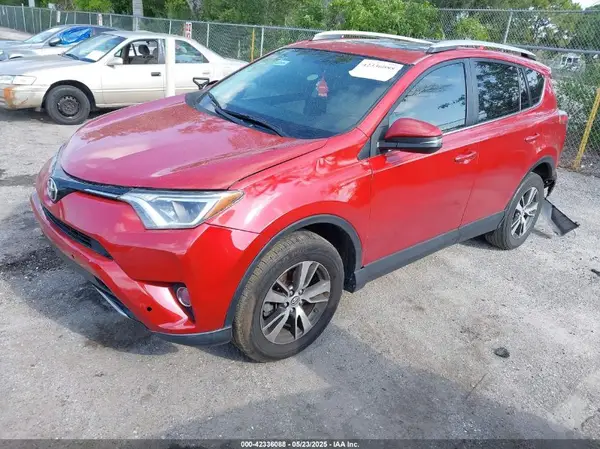 2T3WFREV1GW279790 2016 TOYOTA RAV 4 - Image 2