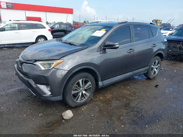 2T3WFREV1GW310455 2016 TOYOTA RAV 4 - Image 2