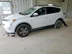 2T3WFREV1JW416816 2018 TOYOTA RAV 4