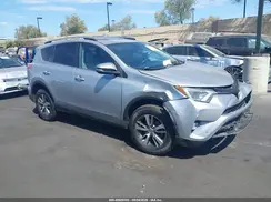 2T3WFREV1JW425886 2018 TOYOTA RAV 4