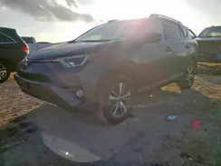 2T3WFREV1JW427640 2018 TOYOTA RAV 4