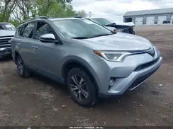 2T3WFREV1JW427878 2018 TOYOTA RAV 4