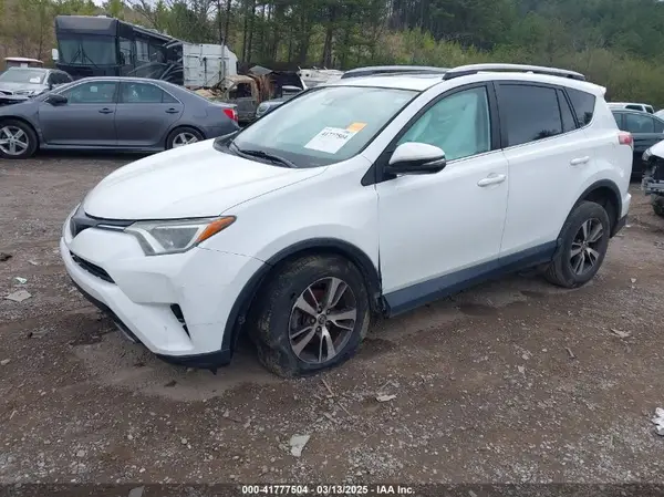 2T3WFREV1JW442963 2018 TOYOTA RAV 4 - Image 2