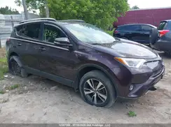 2T3WFREV1JW469340 2018 TOYOTA RAV 4
