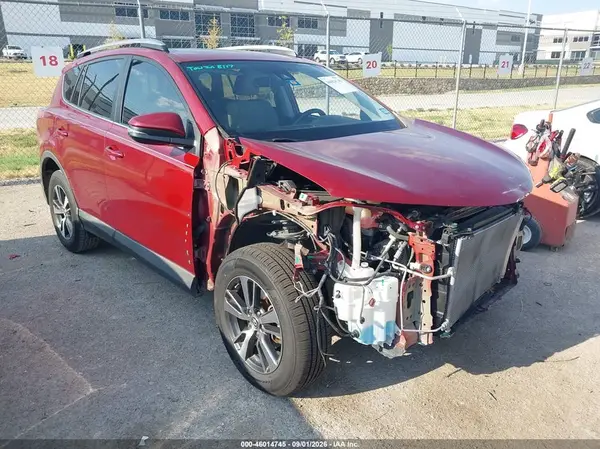 2T3WFREV1JW470052 2018 TOYOTA RAV 4 - Image 1