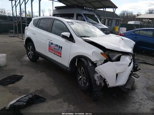 2T3WFREV1JW479348 2018 TOYOTA RAV 4 - Image 1