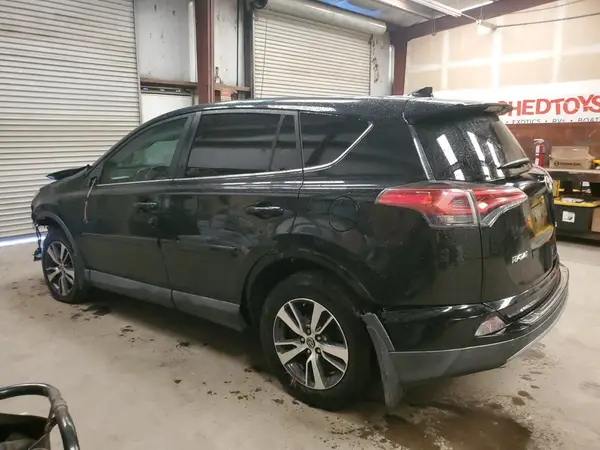2T3WFREV1JW480578 2018 TOYOTA RAV 4 - Image 2