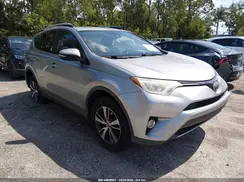 2T3WFREV1JW489426 2018 TOYOTA RAV 4