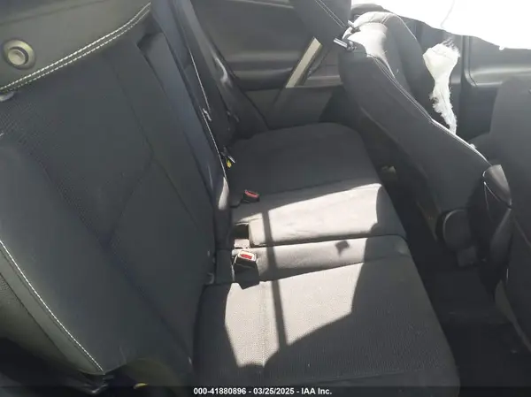 2T3WFREV1JW501431 2018 TOYOTA RAV 4 - Image 8