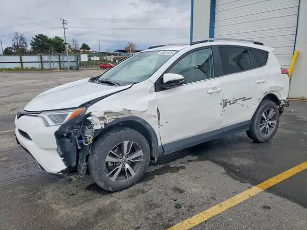 2T3WFREV1JW505916 2018 TOYOTA RAV 4 - Image 1