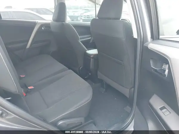 2T3WFREV1JW506029 2018 TOYOTA RAV 4 - Image 8
